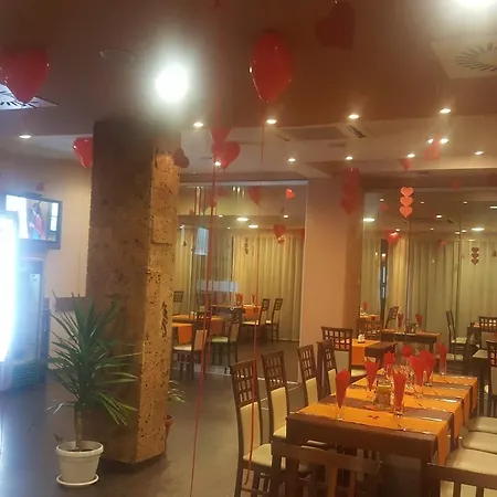 Hotel Liani 3*