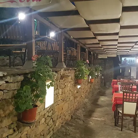 מלון Liani לובץ'