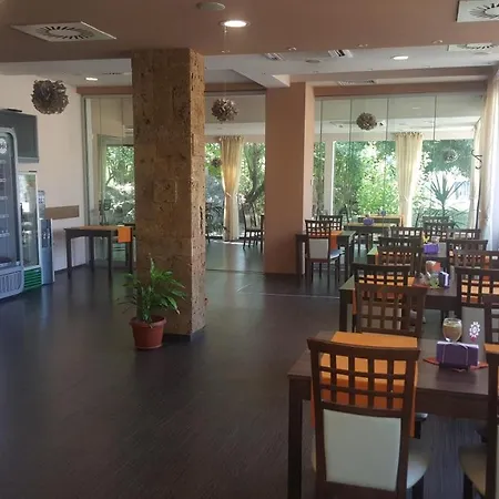 Liani Hotel