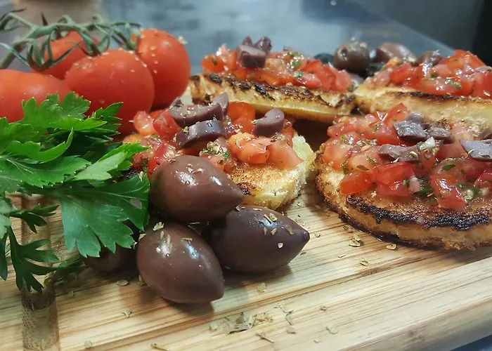 лиани Хотел