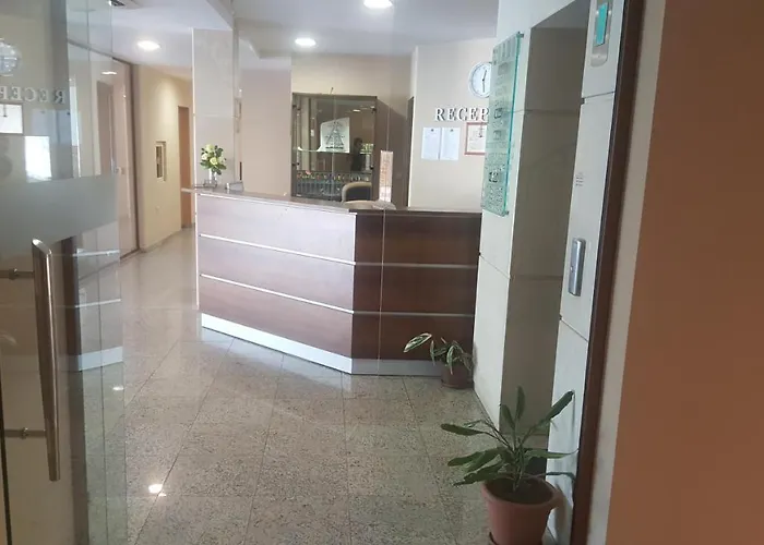 лиани Ловеч